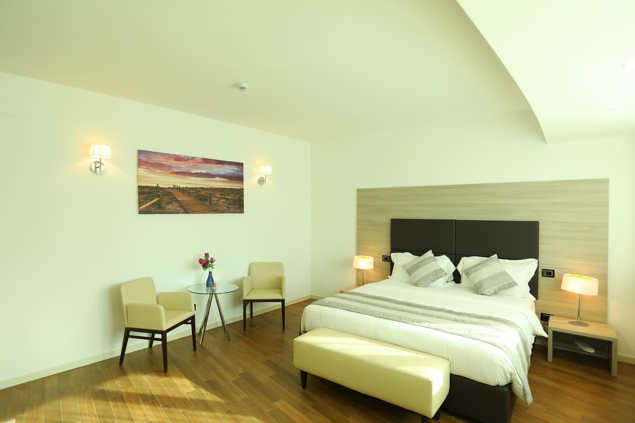 Hotel Nuvola ปาล์มเดดเซิร์ท ภายนอก รูปภาพ