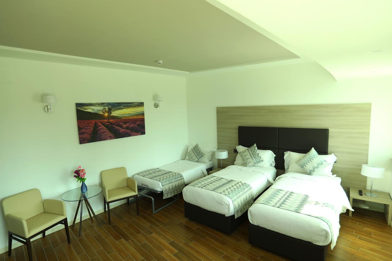 Hotel Nuvola ปาล์มเดดเซิร์ท ภายนอก รูปภาพ
