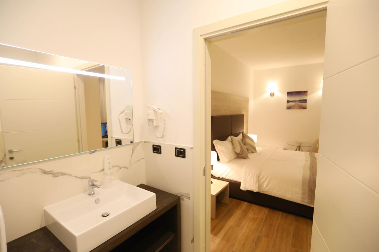 Hotel Nuvola ปาล์มเดดเซิร์ท ภายนอก รูปภาพ
